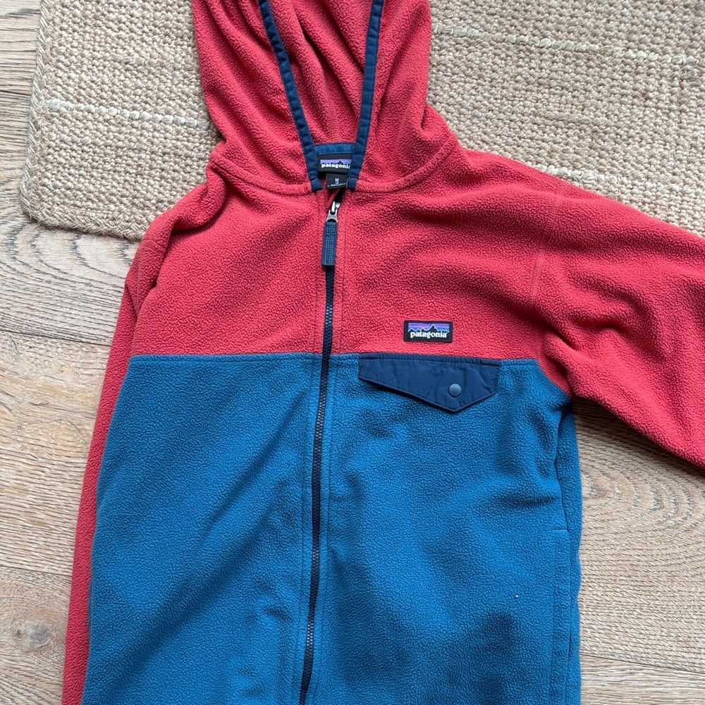 Patagonia boys Red and Blue Fleece Hoodie size M (10)